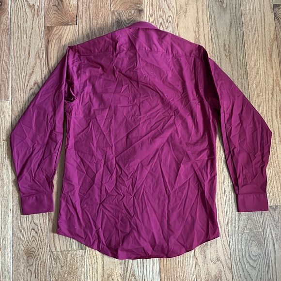 Mens Pierre Cardin Button Down Dress Shirt Size: M (15-15.5) - Picture 3 of 3